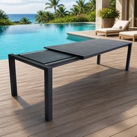 Table extensible d'extérieur en aluminium avec plateau en verre trempé gris roche, légère et durable, design moderne