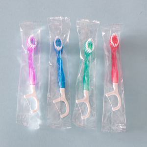 Spazzolino da viaggio portatile cinque in uno, comoda cura orale - Product Image 3