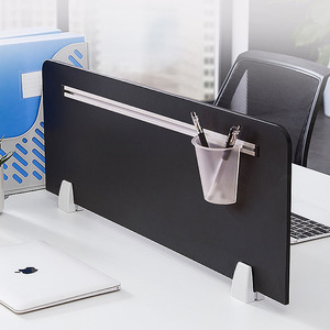 Écran de séparation de bureau en acrylique Resonance, design moderne et simple pour l'organisation du bureau - Product Image 1