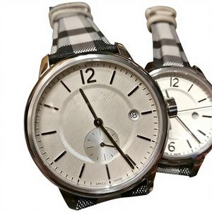 Reloj de Cuarzo con Correa de Acero Luminosa para Hombre y Mujer, Deportivo, de Lujo, Elegante, con Dial de Agujas, Aleación de Acero Inoxidable - Product Image 1