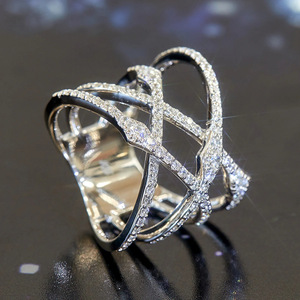 แหวนสไตล์อเมริกันสำหรับผู้หญิง เครื่องประดับนิ้วมือแฟชั่นหรูหรา - Product Image 3
