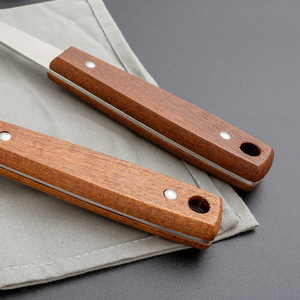 Ensemble spatule et cuillère en acier inoxydable, deux pièces, ustensiles de cuisine domestiques, manche en bois épaissi, vente en gros, logo disponible. - Product Image 4