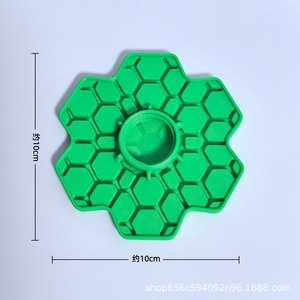 3D Printed Garden Bee Watering Dish Honeycomb Type 10cm Polylactic Acid Insect Feeder - Product Image 1