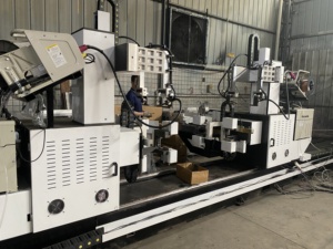 Machine de soudage automatique pour supports de poutres <span class=keywords><strong>Sigma</strong></span> de rayonnages, pour systèmes de stockage métalliques en entrepôt - Product Image 5