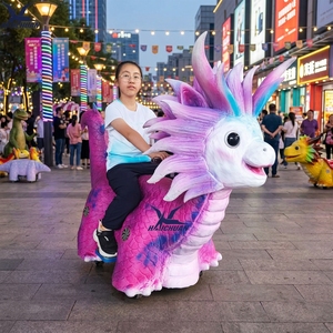 Scooter Dinosaure Électrique 12V*2 à Batterie, Véhicule Animatronique pour Enfants, Idéal pour les Aires de Jeux Commerciales - Product Image 1