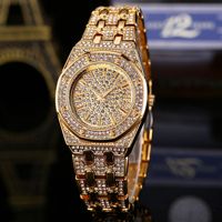 Montre pour femmes à la mode et luxueuse, étanche, entièrement sertie de diamants, disponible en stock