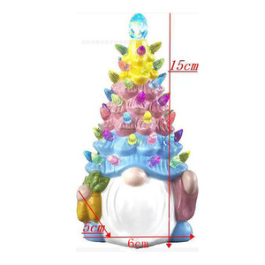 Figura de Gnomo Navideño de Resina con Luces LED, Adorno Decorativo para Interiores, con Zanahoria y Orejas de Conejo, Acabado Brillante - Product Image 4