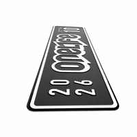 Plaque d'immatriculation souvenir en métal, personnalisée, en aluminium gaufré, résistante à l'eau, finition brillante/chrome noir, décoration de voiture, décorative