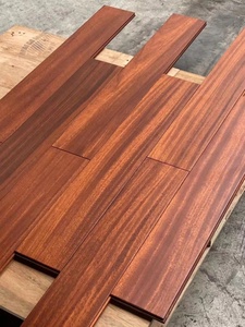 Suelo de <span class=keywords><strong>Madera</strong></span> Maciza <span class=keywords><strong>Iroko</strong></span> con Sistema de Ranura y Lengüeta, Acabado Mate, Grado Premium, Estilo Europeo, para Dormitorio y Cocina - Product Image 4