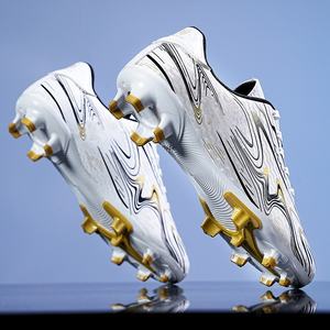 Nouvelles Chaussures de Football Anti-Dérapantes d'Entraînement Extérieur pour Hommes 2025 – Chaussures de Sport à Crampons Longs de Haute Qualité pour Hommes et Enfants, Chaussures Décontractées à la Mode - Product Image 1