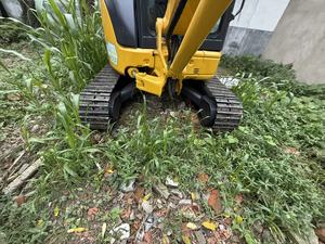 Excavatrice compacte Komatsu PC35 de 3,5 tonnes à faible consommation de carburant, idéale pour les travaux en espace restreint et l'aménagement paysager - Product Image 6