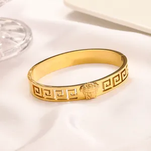 Nova Chegada 18k Banhado A Ouro De Luxo Designer De Aço Inoxidável Jóias Marcas Famosas Bangle para As Mulheres
