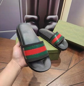 Ciabatte da <span class=keywords><strong>Uomo</strong></span> e Donna di Lusso 2026, <span class=keywords><strong>Sandali</strong></span> di Design Impermeabili Personalizzati in Plastica - Product Image 4