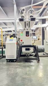 निरंतर सामग्री के लिए ऑटो प्लास्टिक पेलेट फीडर बुद्धिमान होपर लोडर प्रणाली - Product Image 3