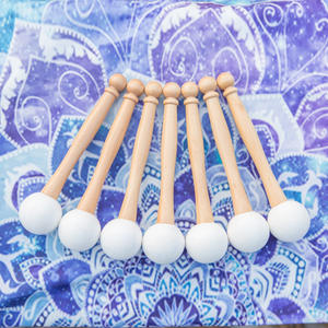 Vente en gros/OEM/Prix d'usine Bâton en caoutchouc Bol en cristal à percussion blanche Bâton de percussion Yoga Méditation Grande quantité de spot peut être vendu en gros - Product Image 4