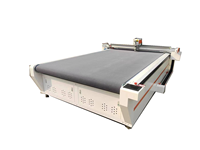 Routeur CNC 1325 Super Performant pour Cuir, Papier, Caoutchouc, Bois avec Capteur CCD de Détection de Bord et Couteau Oscillant à Broche