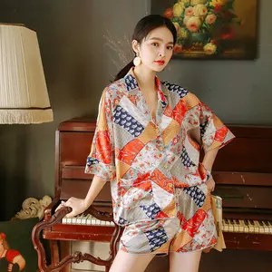 Lapel Geometric Pattern Pajamas Women Can Wear Loose Thin Section Of Ice Silk Pajamas Home Clothes Suit