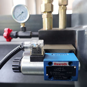 उच्च कुशल स्वचालित शीट धातु शटर मशीन k11k 10*4000 मिमी गिलोटिन मशीन हाइड्रोलिक शयरिंग मशीन - Product Image 5