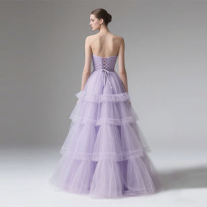 Abito da sera in Tulle con scollo a cuore lilla senza spalline con Maxi abito stringato a balze per attività formale - Product Image 3