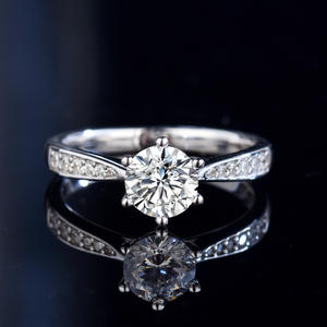 Anillo Unisex de Plata de Ley S925 con Moissanita Redonda de Seis Garras de 2 <span class=keywords><strong>Quilates</strong></span>, Suministro Directo de Fábrica Transfronterizo - Product Image 2