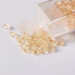 JingCan Vente en gros Perles de verre tchèque Preciosa de qualité supérieure colorées 8/0 Perles de cristal Perles de rocaille - Product Image 4