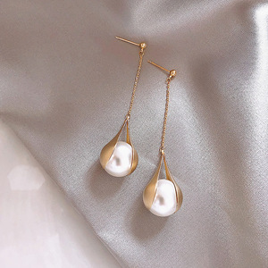 Boucles d'oreilles pendantes longues en fausses perles de style coréen pour femmes, <span class=keywords><strong>bijoux</strong></span> fantaisie plaqués or vintage pour mariage et soirée - Product Image 3