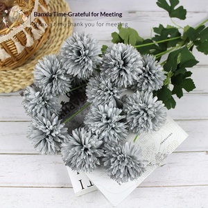 Fleur artificielle en soie à 4 têtes, chrysanthème, style naturel, tige florale, décoration de mariage STQJ-069 - Product Image 4