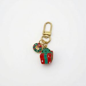 Nouvelle Tendance Porte-clés Métallique Mignon et Coloré pour Cadeaux de Noël, Mini Pendentif Portable, Accessoires de Décoration de Sac - Product Image 3