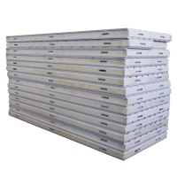 Isolation en mousse de polyuréthane PUR/PU/PIR/Puf/panneaux muraux sandwich isolés pour préfabriqués