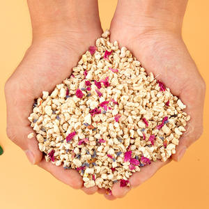 Petit Ours Doré Totoro Corncob Literie pour Animaux <span class=keywords><strong>de</strong></span> Compagnie Fournitures d'Été Sans Poussière Déodorant à Motif Solide pour Hamsters <span class=keywords><strong>Copeaux</strong></span> <span class=keywords><strong>de</strong></span> Sciure - Product Image 2