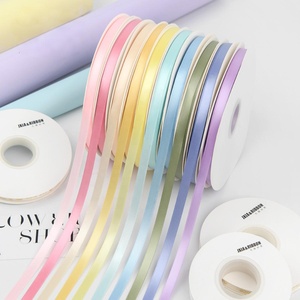 Bestseller 1cm*100 Yards Einfarbige Geschenkbänder-Rolle in Bonbonfarben Polyester-Bandspule für DIY Handarbeit Floristik - Product Image 1
