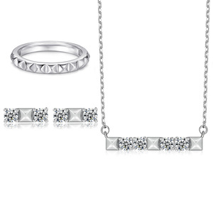Bijoux en argent 925 personnalisables, collier, bagues et boucles d'oreilles - Product Image 1