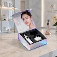 Boîte cadeau haut de gamme de style livre magnétique avec doublure en éponge, laminage mat et estampage à chaud, logo personnalisé pour les soins de la peau