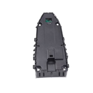 อะไหล่ A2059057011สวิตช์ยกหน้าต่าง Mercedes-Benz สำหรับเปลี่ยนรถ C-Class - Product Image 4