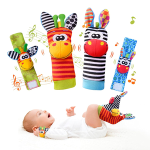 Juguetes Sensoriales Suaves de Alta Calidad con Certificación CE, Calcetines con Sonajero y Sonajeros de Muñeca para Bebés de 0 <span class=keywords><strong>a</strong></span> 6 Meses, Regalos - Product Image 1