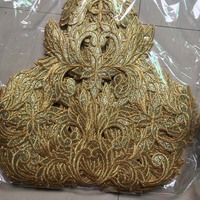 Vêtements à paillettes dorées broderie fleur fer sur patchs brodés grande taille Costumes de scène baroques autocollant Appliques