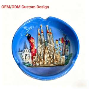 Cenicero de Resina con Relieve <span class=keywords><strong>3D</strong></span> de la Sagrada Familia de <span class=keywords><strong>Barcelona</strong></span>, Souvenir Personalizado al por Mayor para Tiendas de Regalos Turísticos de España - Product Image 1