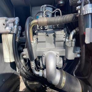 Pelle hydraulique d'occasion de haute qualité 20 tonnes Pelle sur chenilles Hitachi ZX200 à vendre - Product Image 2