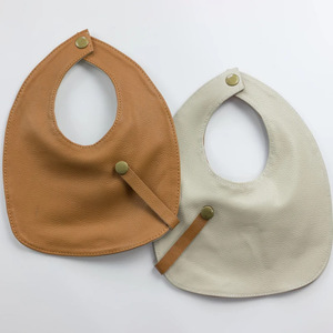 Fabricant d'origine de bavoirs pour bébés, bavoirs imperméables pour bébés, bavoirs pour enfants avec logos imprimés ou brodés. - Product Image 5