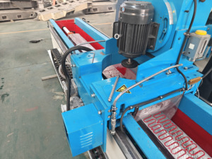 Meilleur prix Machine de rectification linéaire automatique pour affûter les couteaux de décapage de placage et d'impression en ligne pour le travail du bois - Product Image 4