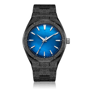 Reloj de acero inoxidable para hombre, color oro esmerilado, estilo empresarial – La opción de regalo perfecta - Product Image 1