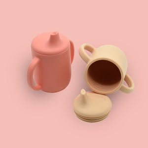 Gobelet d'<span class=keywords><strong>apprentissage</strong></span> en silicone pour bébés, bec souple <span class=keywords><strong>anti</strong></span>-<span class=keywords><strong>fuite</strong></span>, poignées profilées, sans danger pour les aliments, multi-usages, vaisselle d'<span class=keywords><strong>apprentissage</strong></span> pour bébés - Product Image 2