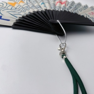 Prezzo di fabbrica 2025 ventilatore in legno pieghevole su misura 23cm 26cm da portare via i ventilatori a mano con cordini a tracolla per regalo - Product Image 4