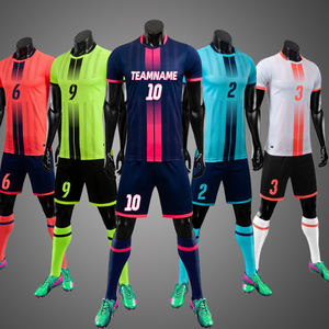 100% Polyester Atmungsaktives Unisex Fußball-Trikot-Set mit Wärmeübertragungsdruck, Kerbkragen, Farbverlauf/Gestreiftes Muster Schwarz/Gelb - Product Image 1