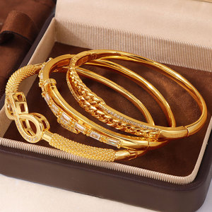 Juego de Pulseras de Joyería de Boda de Oro de 21k al por Mayor de Dubái, Brazaletes Abiertos Vintage Impermeables de Dubái con Anillo para Mujer - Product Image 2
