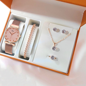 Orologio di lusso per donna bracciale Set cinturino magnetico da donna orologi al quarzo Set di gioielli regalo - Product Image 1