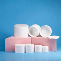 Vente en gros pot de crème rond vide en plastique cosmétiques crème pour le visage pour animaux de compagnie beurre pour le corps pots en plastique PP avec couvercles