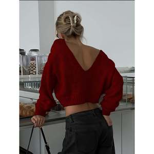 Suéter Corto con Mangas Abullonadas Gris, Suéteres para Mujer - Product Image 2
