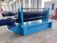 Machine à embosser la tôle industrielle avec des rouleaux à motifs personnalisés