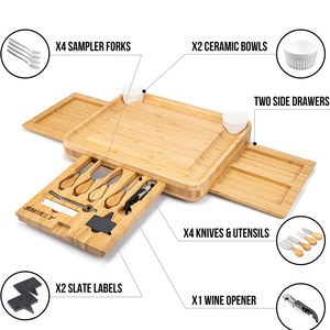 Planche à fromage Ruoyi avec ensemble de couteaux, planche à découper en bambou pour servir des en-cas lors de fêtes et comme plateau. - Product Image 3